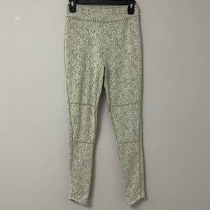 Gymshark dry moisture management leggings